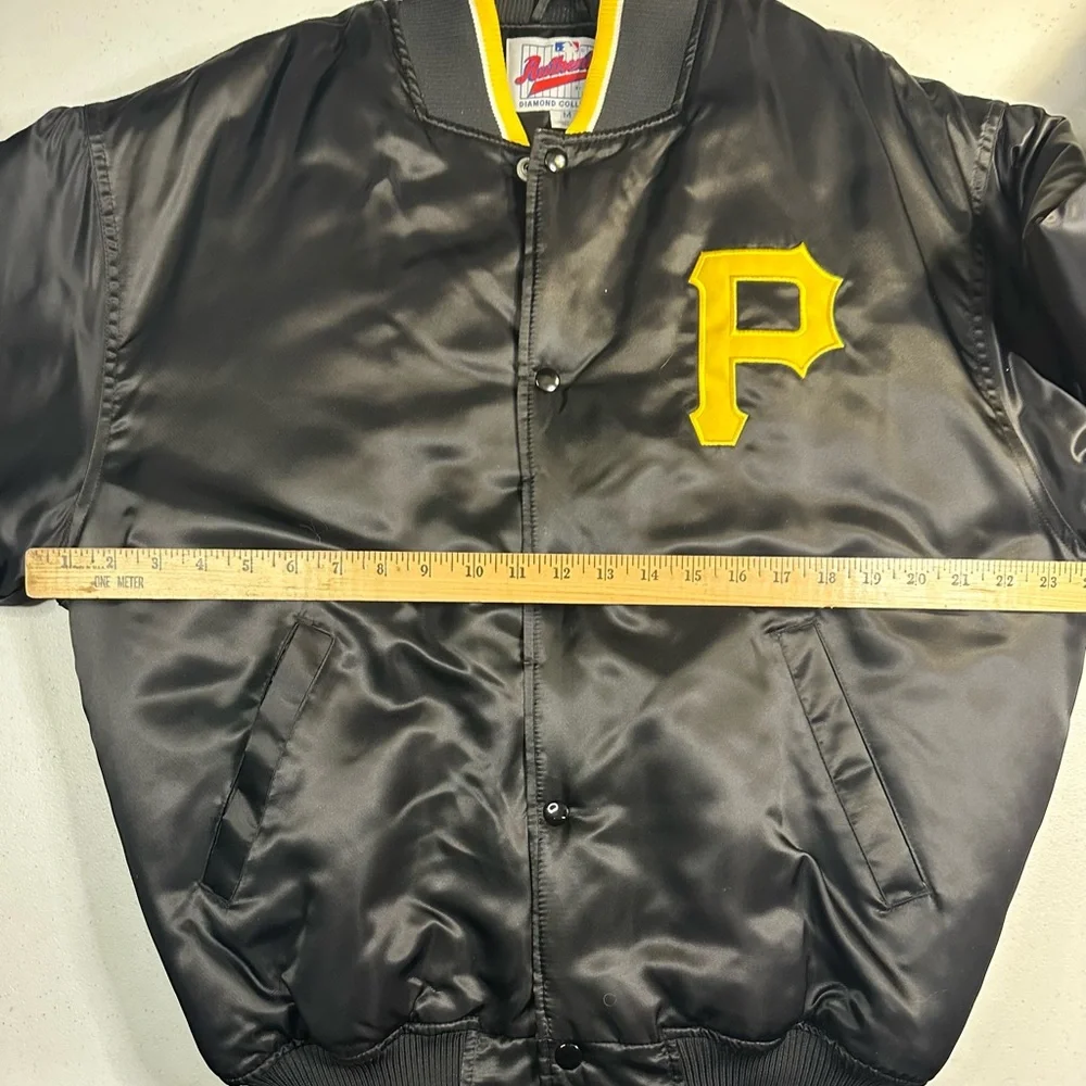 Starter PITTSBURGH PIRATES‎ BLACK SNAP FRONT BAT BOY Size Medium MLB JACKET